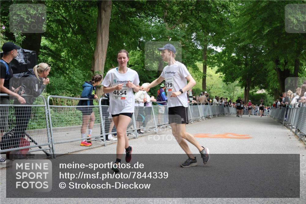 17.05.2025 - Störlauf Strokosch-Dieckow http://msf.ph/oto/7844339 17.05.2025 19:01:49 Ziel 279, 4654 meine-sportfotos.de