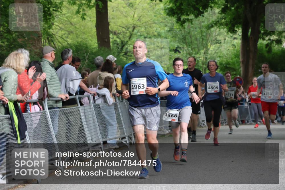 17.05.2025 - Störlauf Strokosch-Dieckow http://msf.ph/oto/7844475 17.05.2025 19:02:56 Ziel 4963, 4868, 4505, 4511, 4780 meine-sportfotos.de