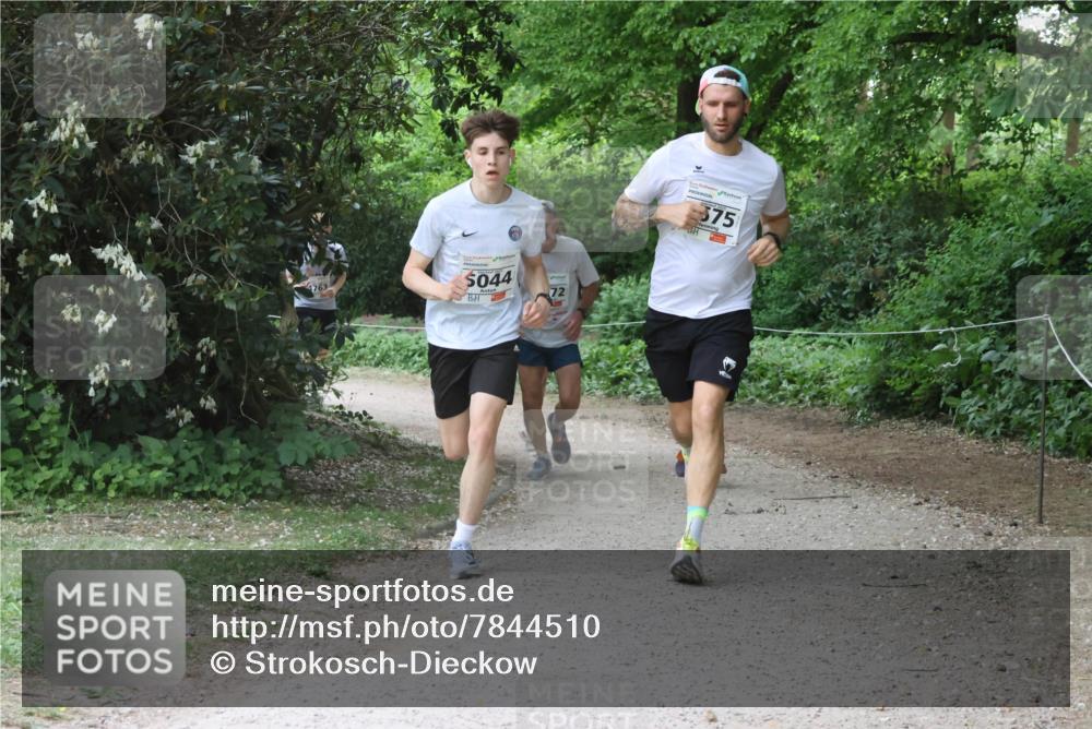 17.05.2025 - Störlauf Strokosch-Dieckow http://msf.ph/oto/7844510 17.05.2025 18:51:59 Laufen 4763, 5044, 72, 575 meine-sportfotos.de
