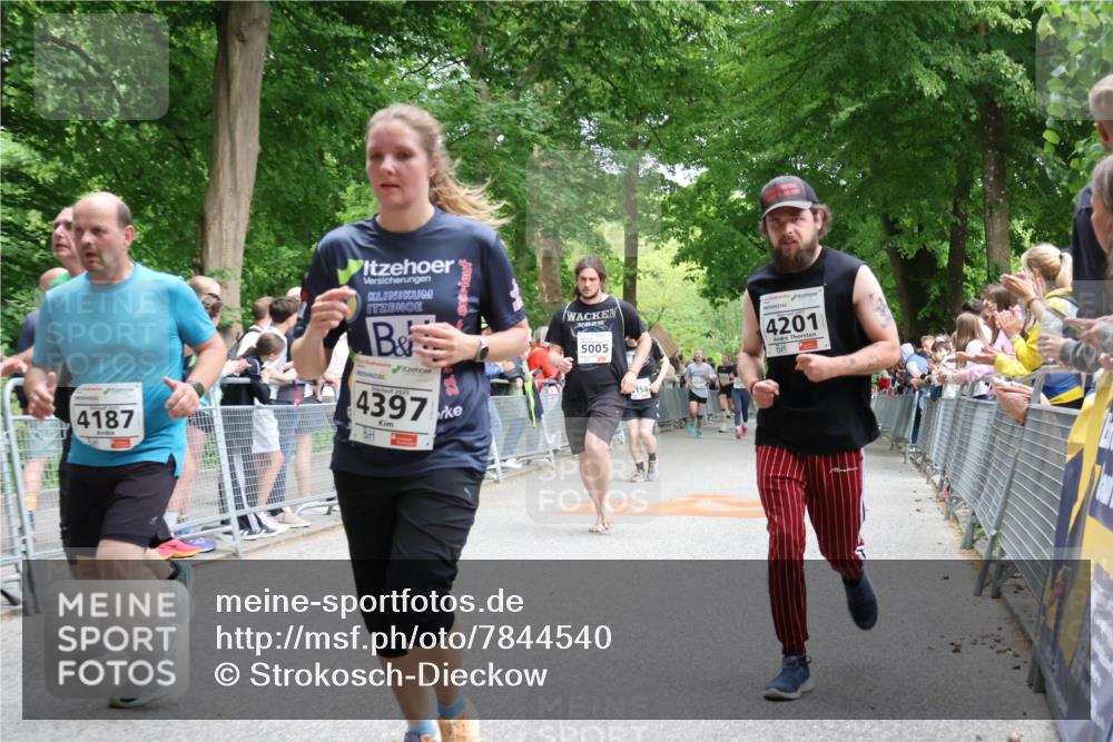 17.05.2025 - Störlauf Strokosch-Dieckow http://msf.ph/oto/7844540 17.05.2025 19:03:28 Ziel 4187, 2025, 4397, 5005, 158, 4201 meine-sportfotos.de