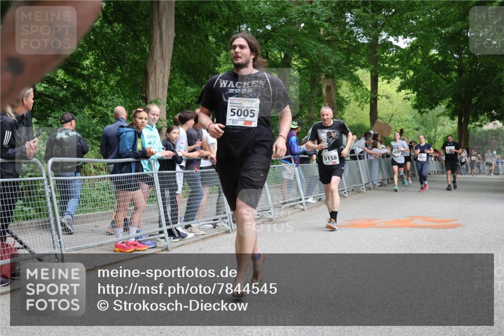 17.05.2025 - Störlauf Strokosch-Dieckow http://msf.ph/oto/7844545 17.05.2025 19:03:29 Ziel 45, 2025, 5005, 49403792, 5158, 4296 meine-sportfotos.de