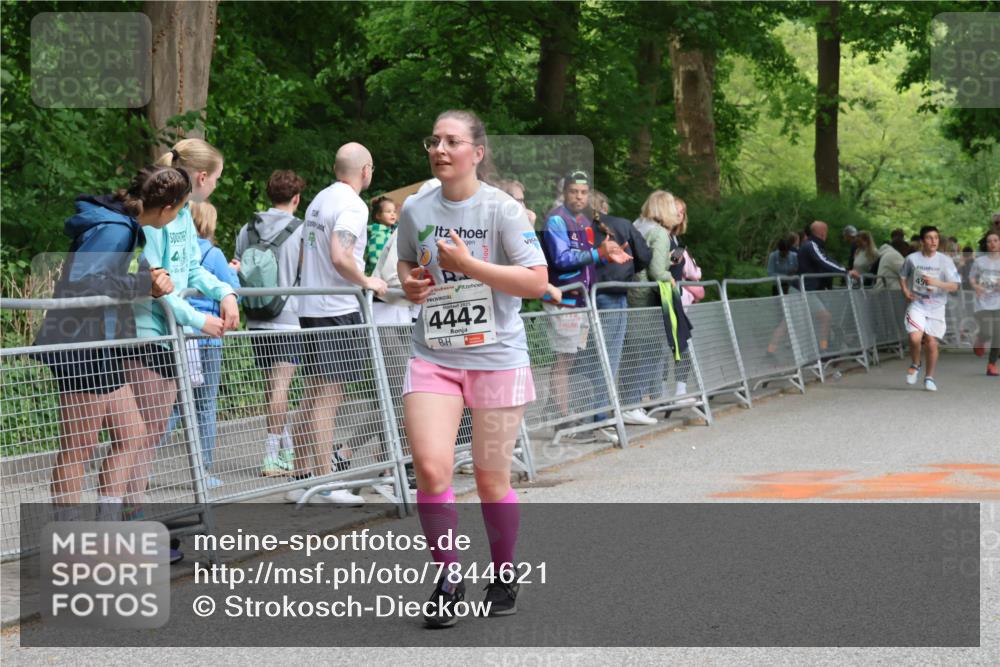 17.05.2025 - Störlauf Strokosch-Dieckow http://msf.ph/oto/7844621 17.05.2025 19:04:16 Ziel 4442, 49 meine-sportfotos.de
