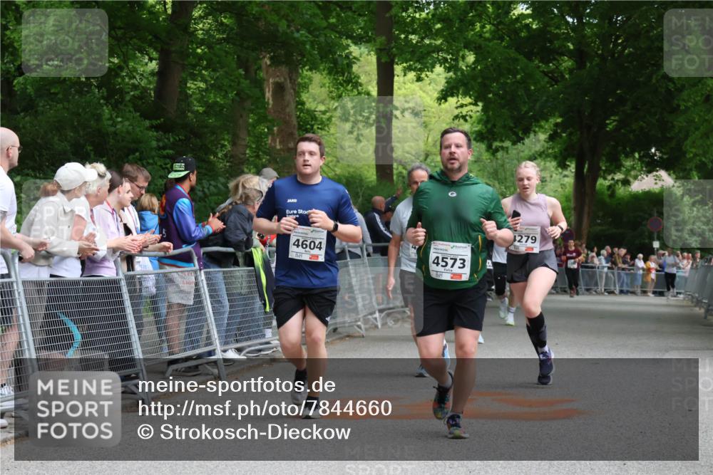 17.05.2025 - Störlauf Strokosch-Dieckow http://msf.ph/oto/7844660 17.05.2025 19:04:29 Ziel 4604, 4573, 279 meine-sportfotos.de