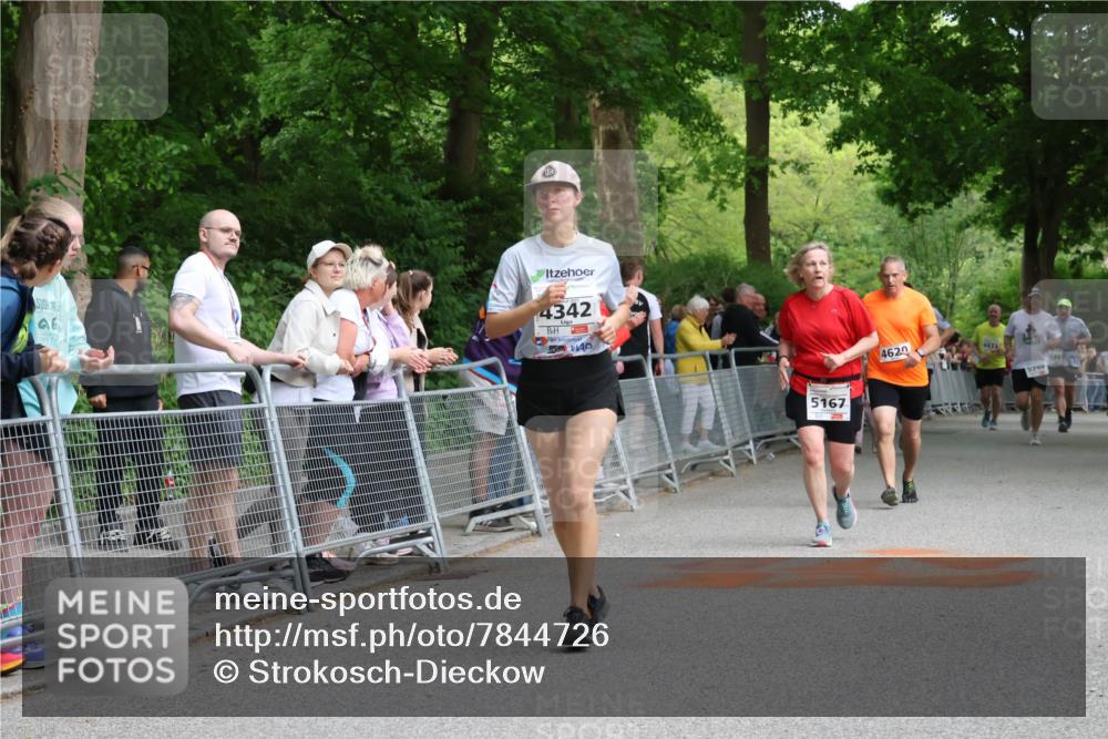 17.05.2025 - Störlauf Strokosch-Dieckow http://msf.ph/oto/7844726 17.05.2025 19:05:09 Ziel 4342, 5167, 4620, 4437, 5248 meine-sportfotos.de