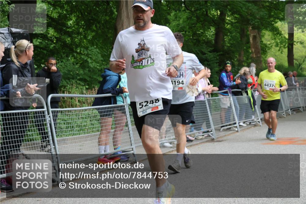 17.05.2025 - Störlauf Strokosch-Dieckow http://msf.ph/oto/7844753 17.05.2025 19:05:19 Ziel 10, 5248, 1194, 4437 meine-sportfotos.de