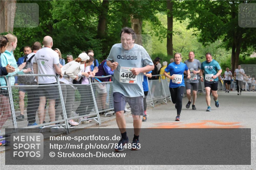 17.05.2025 - Störlauf Strokosch-Dieckow http://msf.ph/oto/7844853 17.05.2025 19:06:14 Ziel 4460, 5225, 5015, 4356 meine-sportfotos.de