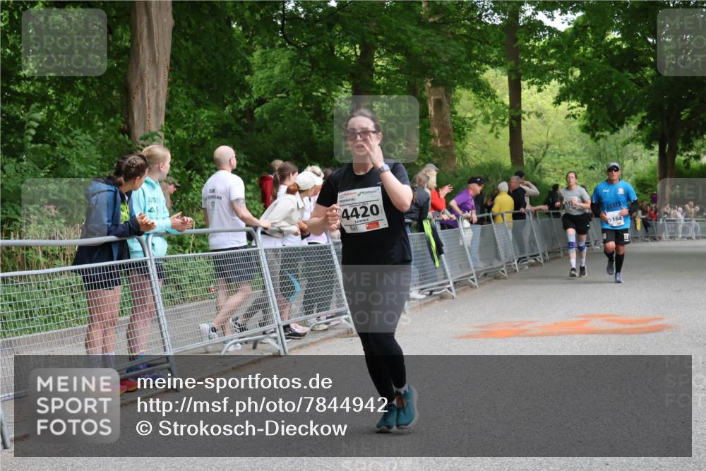 17.05.2025 - Störlauf Strokosch-Dieckow http://msf.ph/oto/7844942 17.05.2025 19:06:59 Ziel 4420, 5164 meine-sportfotos.de