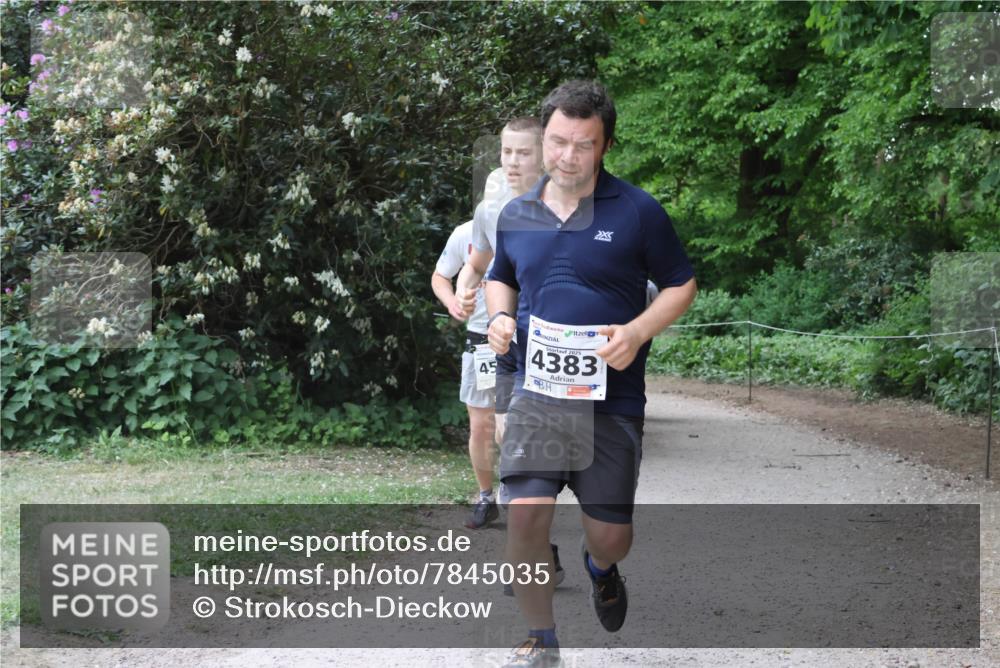 17.05.2025 - Störlauf Strokosch-Dieckow http://msf.ph/oto/7845035 17.05.2025 18:55:38 Laufen 45, 2025, 4383 meine-sportfotos.de