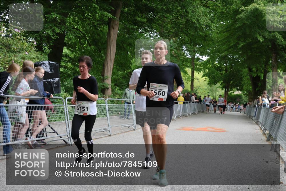 17.05.2025 - Störlauf Strokosch-Dieckow http://msf.ph/oto/7845109 17.05.2025 19:08:54 Ziel 5151, 2025, 560 meine-sportfotos.de