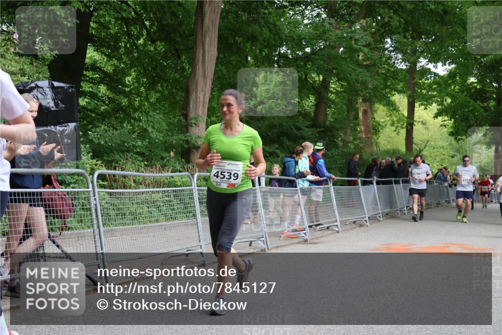 17.05.2025 - Störlauf Strokosch-Dieckow http://msf.ph/oto/7845127 17.05.2025 19:09:13 Ziel 4539, 4350, 4351 meine-sportfotos.de