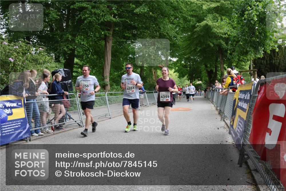 17.05.2025 - Störlauf Strokosch-Dieckow http://msf.ph/oto/7845145 17.05.2025 19:09:20 Ziel 1350, 4351, 4349 meine-sportfotos.de