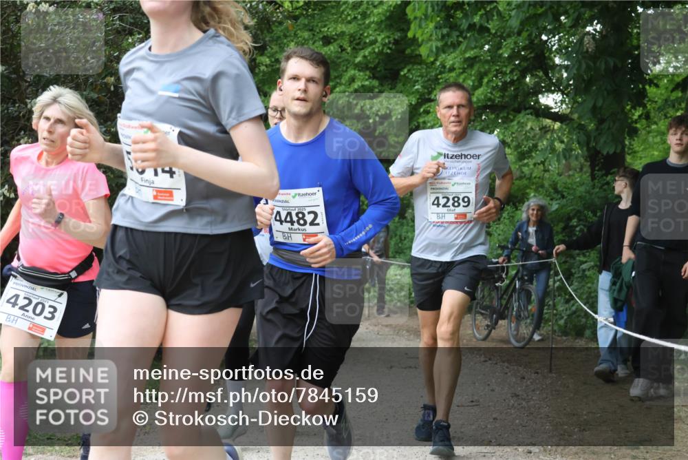 17.05.2025 - Störlauf Strokosch-Dieckow http://msf.ph/oto/7845159 17.05.2025 18:56:16 Laufen 2025, 4203, 2, 2025, 4482, 4289 meine-sportfotos.de