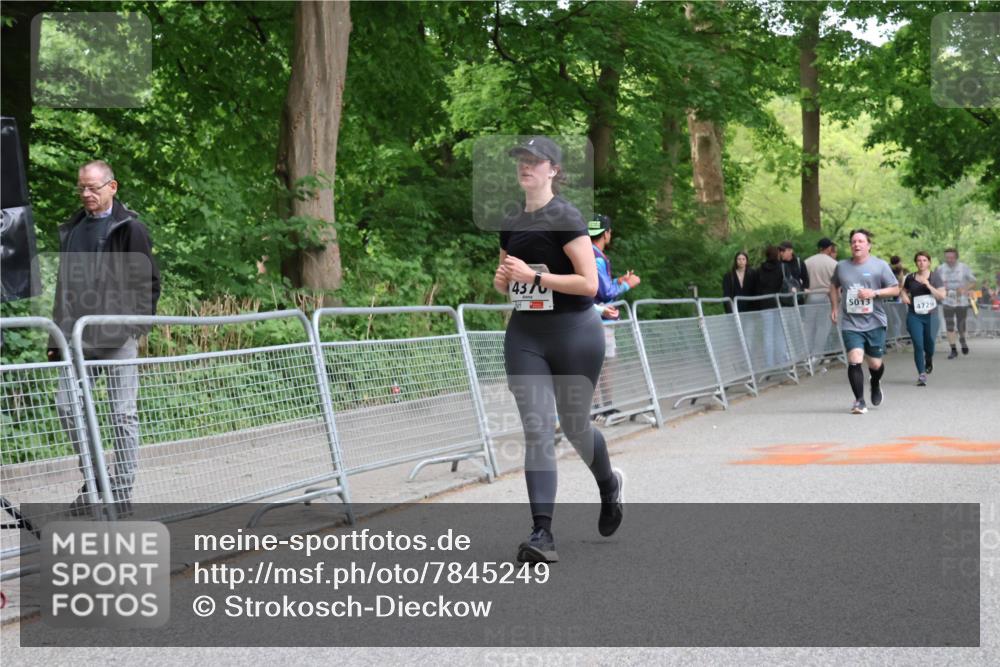 17.05.2025 - Störlauf Strokosch-Dieckow http://msf.ph/oto/7845249 17.05.2025 19:10:27 Ziel 43, 0, 5013, 4729 meine-sportfotos.de