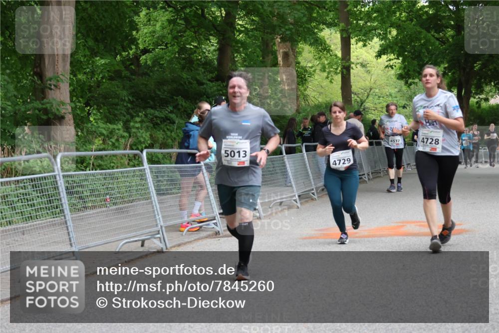 17.05.2025 - Störlauf Strokosch-Dieckow http://msf.ph/oto/7845260 17.05.2025 19:10:31 Ziel 5013, 4729, 4517, 4728 meine-sportfotos.de