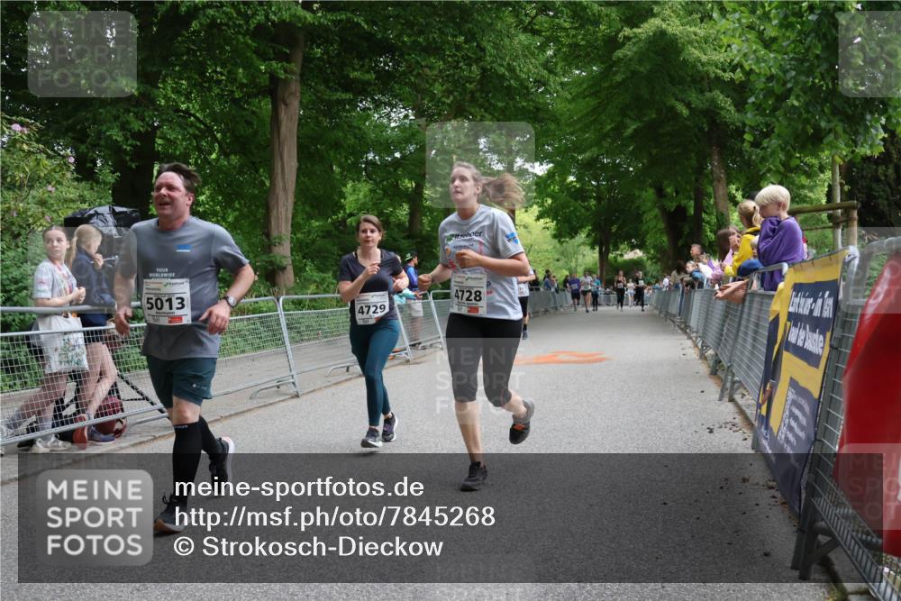 17.05.2025 - Störlauf Strokosch-Dieckow http://msf.ph/oto/7845268 17.05.2025 19:10:33 Ziel 5013, 4729, 4728 meine-sportfotos.de