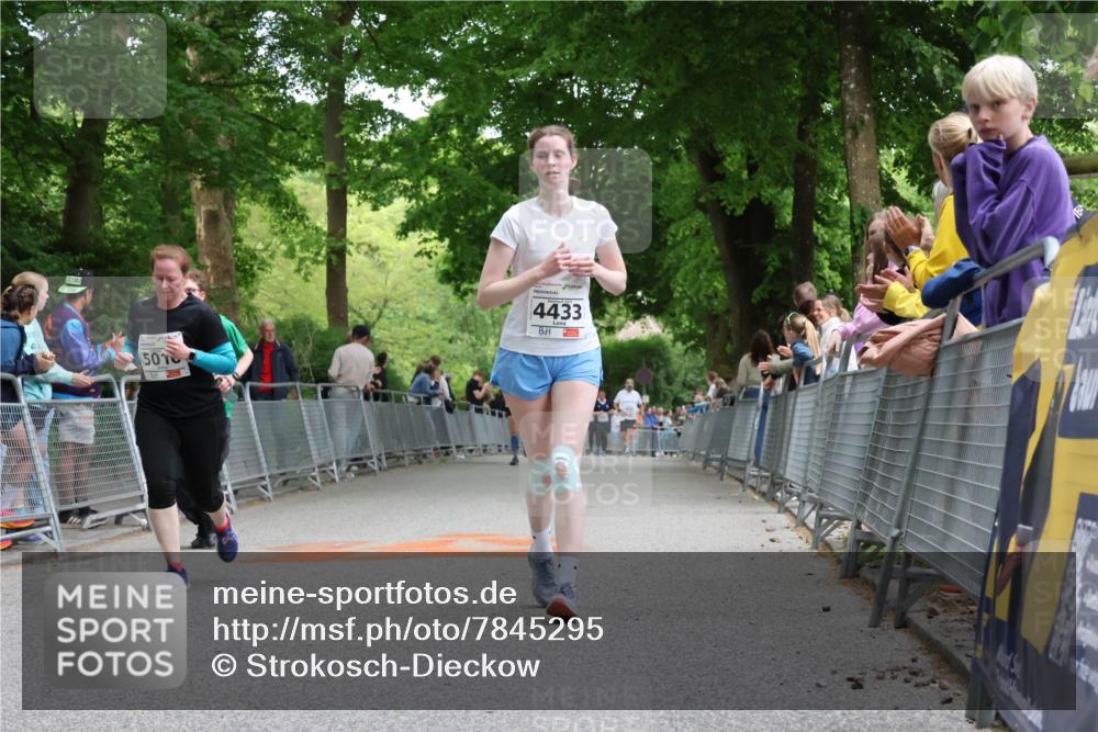 17.05.2025 - Störlauf Strokosch-Dieckow http://msf.ph/oto/7845295 17.05.2025 19:10:56 Ziel 5010, 4433 meine-sportfotos.de