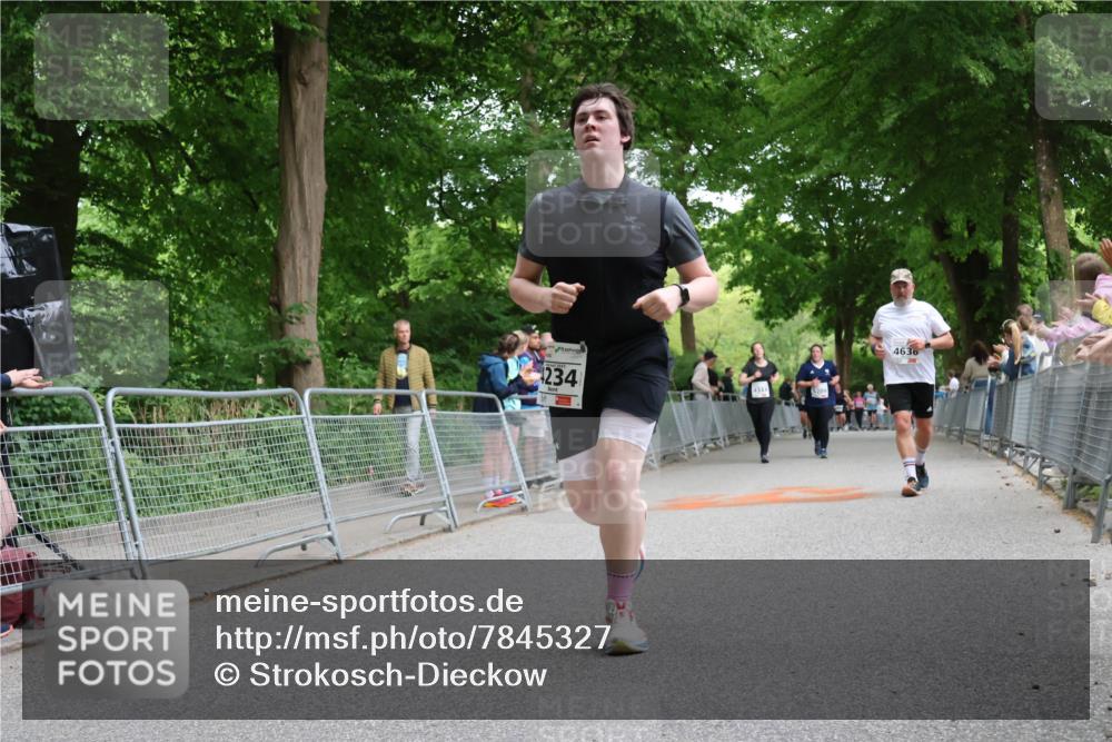 17.05.2025 - Störlauf Strokosch-Dieckow http://msf.ph/oto/7845327 17.05.2025 19:11:12 Ziel 234, 4343, 209, 4636 meine-sportfotos.de