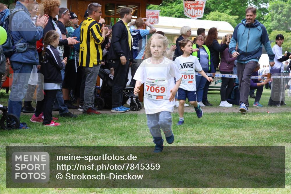 17.05.2025 - Störlauf Strokosch-Dieckow http://msf.ph/oto/7845359 17.05.2025 13:02:23 Laufen 14, 2025, 7069, 222, 018 meine-sportfotos.de