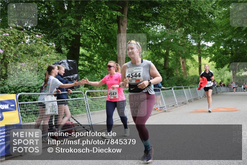 17.05.2025 - Störlauf Strokosch-Dieckow http://msf.ph/oto/7845379 17.05.2025 19:11:43 Ziel 4544, 4547, 5176 meine-sportfotos.de