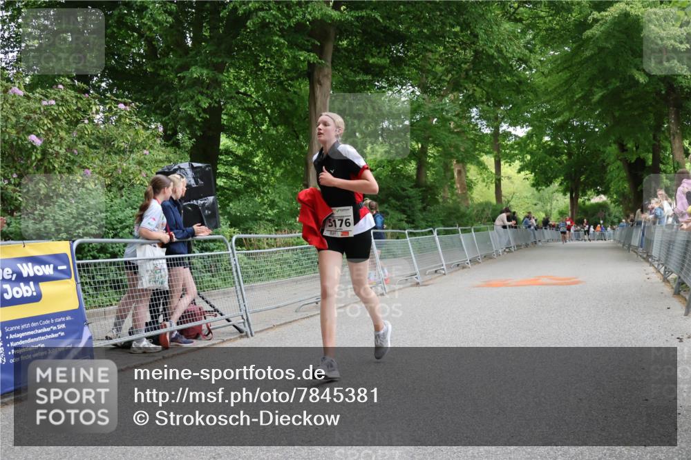 17.05.2025 - Störlauf Strokosch-Dieckow http://msf.ph/oto/7845381 17.05.2025 19:11:46 Ziel 5176 meine-sportfotos.de