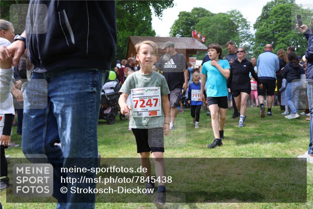 17.05.2025 - Störlauf Strokosch-Dieckow http://msf.ph/oto/7845438 17.05.2025 13:02:45 Laufen 2025, 7247, 7115, 037 meine-sportfotos.de