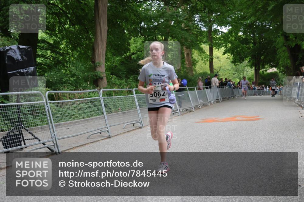 17.05.2025 - Störlauf Strokosch-Dieckow http://msf.ph/oto/7845445 17.05.2025 19:13:28 Ziel 5062 meine-sportfotos.de