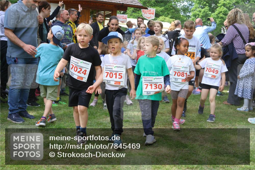 17.05.2025 - Störlauf Strokosch-Dieckow http://msf.ph/oto/7845469 17.05.2025 13:03:12 Laufen 17868, 2025, 7024, 2025, 7015, 2025, 7130, 273, 2025, 7081, 7049 meine-sportfotos.de