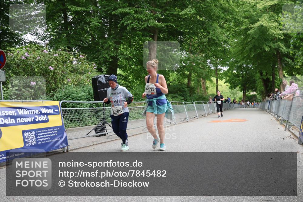 17.05.2025 - Störlauf Strokosch-Dieckow http://msf.ph/oto/7845482 17.05.2025 19:13:58 Ziel 4412, 4208 meine-sportfotos.de