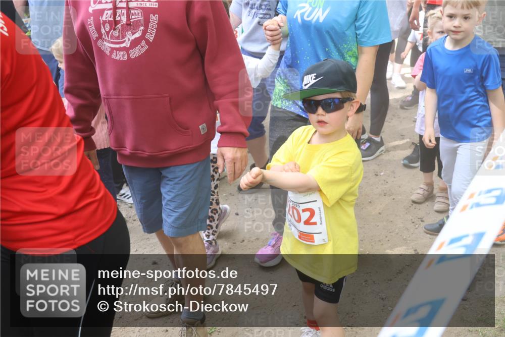 17.05.2025 - Störlauf Strokosch-Dieckow http://msf.ph/oto/7845497 17.05.2025 13:04:30 Laufen 1950, 2 meine-sportfotos.de