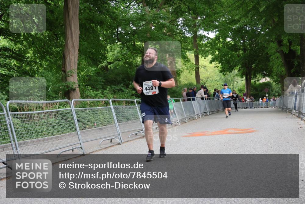 17.05.2025 - Störlauf Strokosch-Dieckow http://msf.ph/oto/7845504 17.05.2025 19:14:27 Ziel 4481, 487 meine-sportfotos.de
