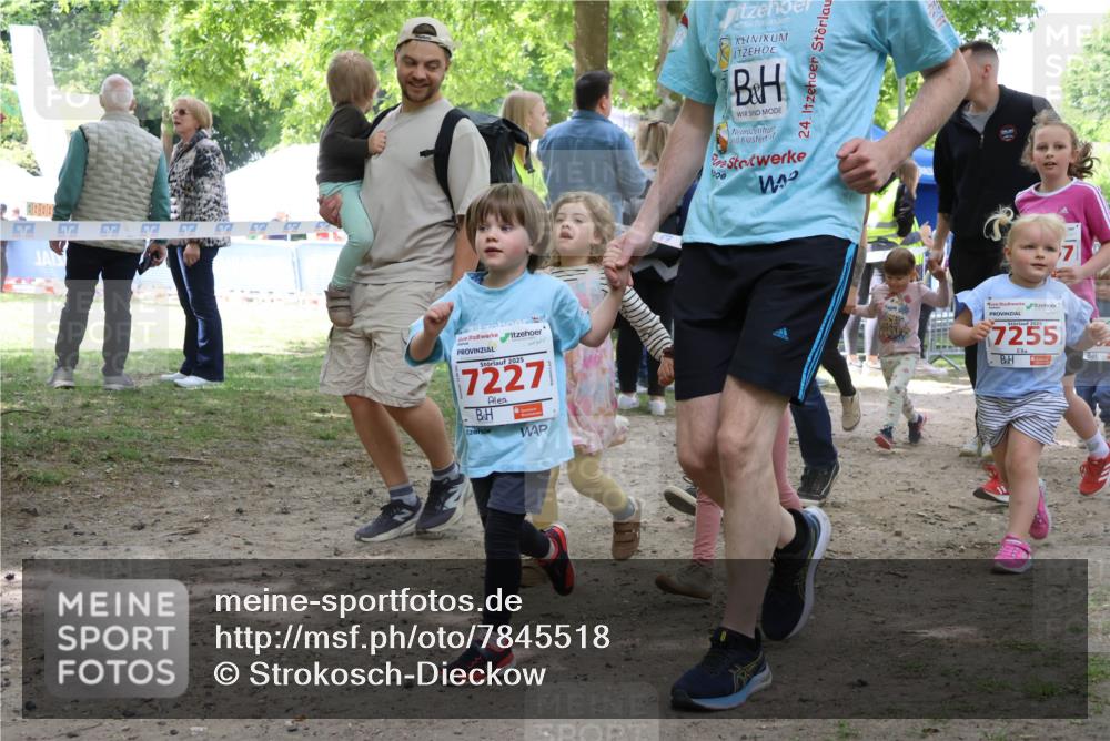 17.05.2025 - Störlauf Strokosch-Dieckow http://msf.ph/oto/7845518 17.05.2025 13:05:37 Laufen 2025, 7227, 24, 2025, 7255 meine-sportfotos.de