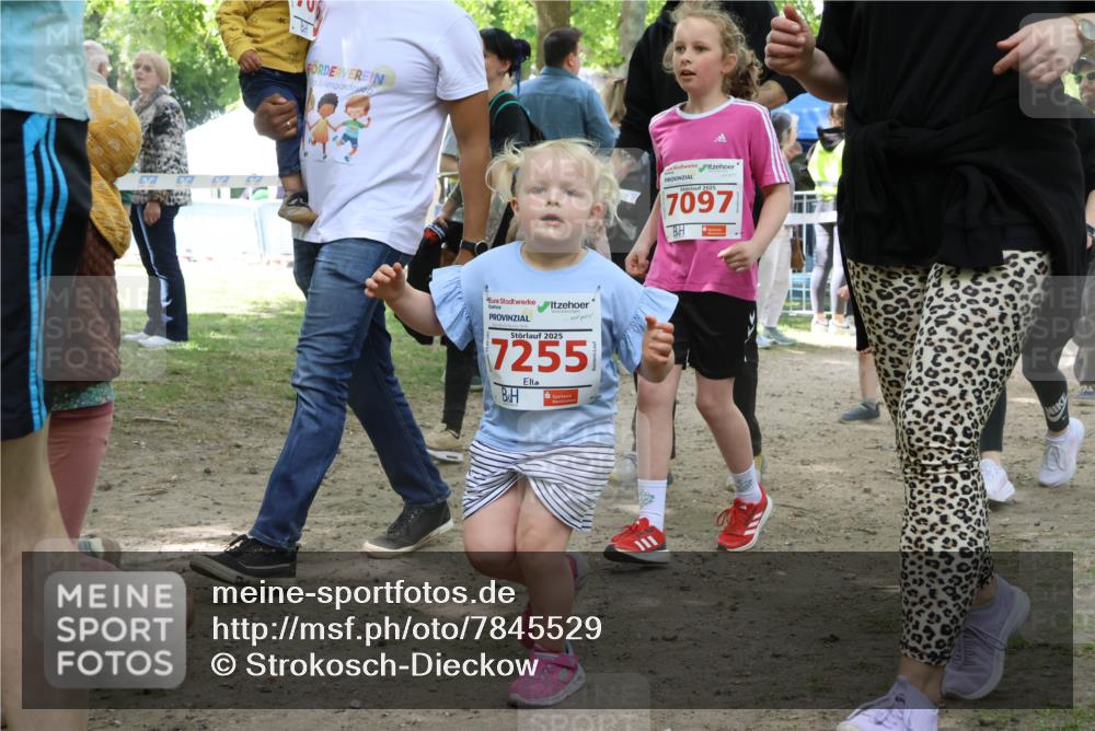 17.05.2025 - Störlauf Strokosch-Dieckow http://msf.ph/oto/7845529 17.05.2025 13:05:38 Laufen 2025, 7255, 7097 meine-sportfotos.de