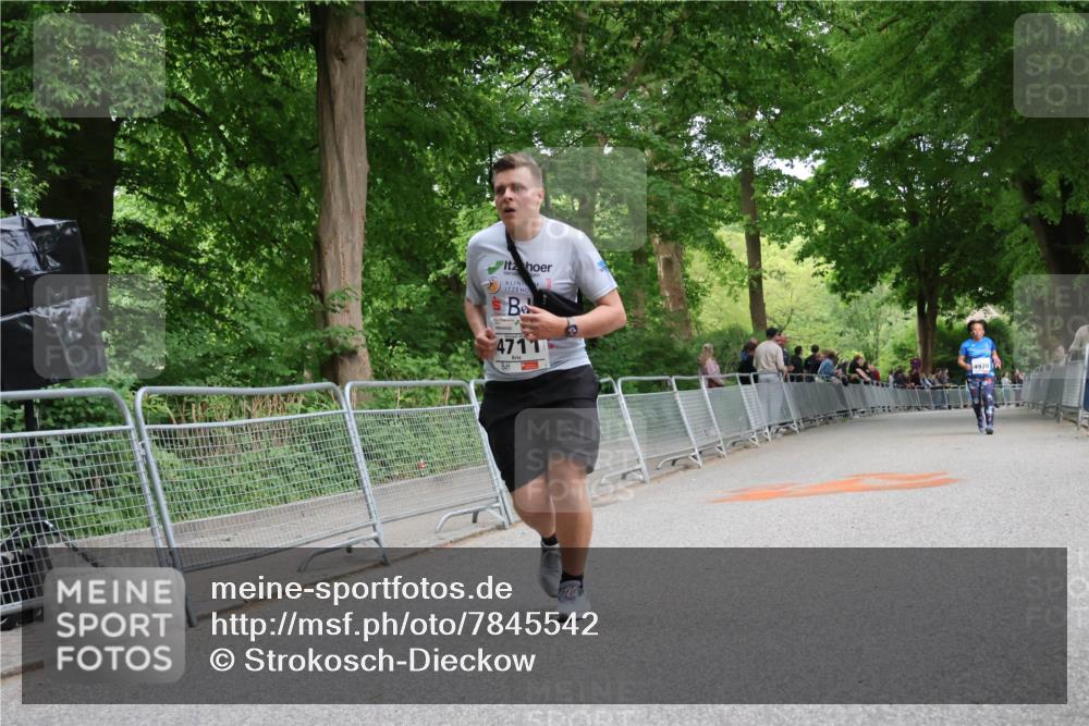 17.05.2025 - Störlauf Strokosch-Dieckow http://msf.ph/oto/7845542 17.05.2025 19:15:08 Ziel 4711, 4970 meine-sportfotos.de