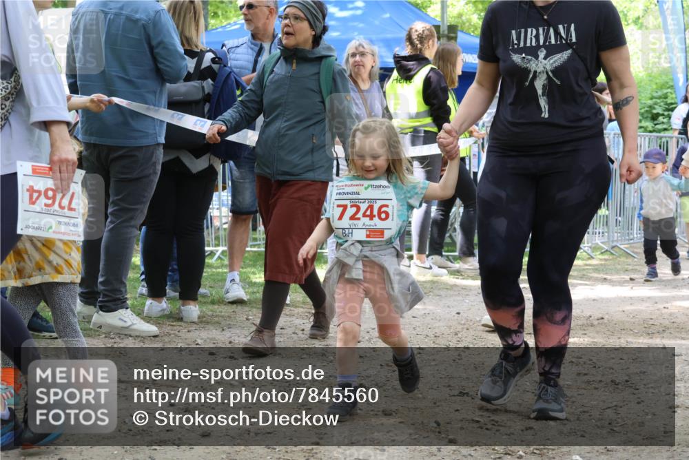 17.05.2025 - Störlauf Strokosch-Dieckow http://msf.ph/oto/7845560 17.05.2025 13:05:48 Laufen 2025, 7264, 2025, 7246 meine-sportfotos.de