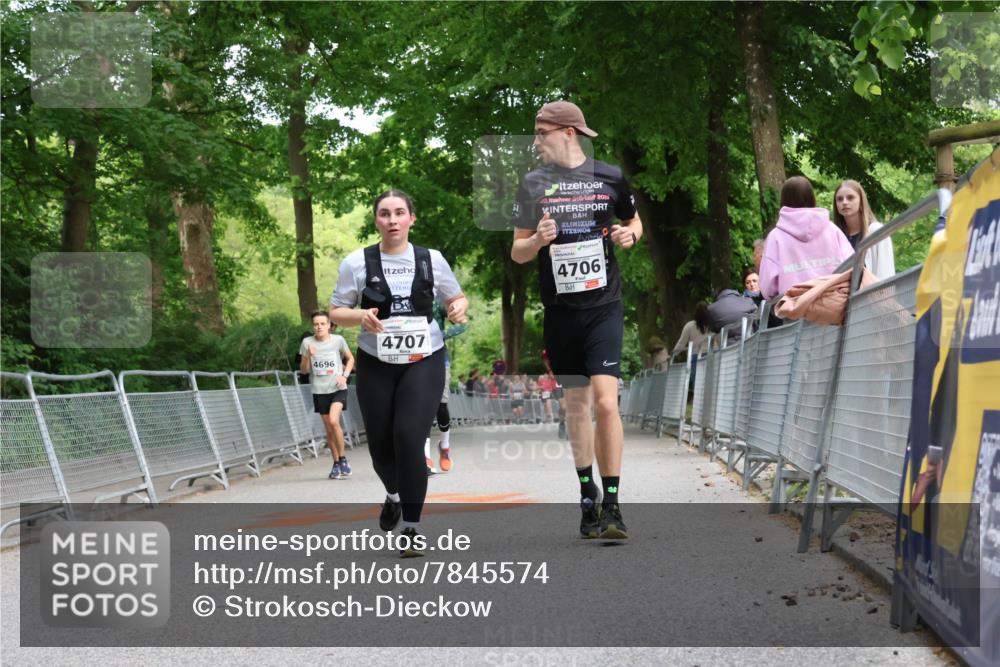 17.05.2025 - Störlauf Strokosch-Dieckow http://msf.ph/oto/7845574 17.05.2025 19:16:04 Ziel 4696, 20, 201, 4706, 4707 meine-sportfotos.de