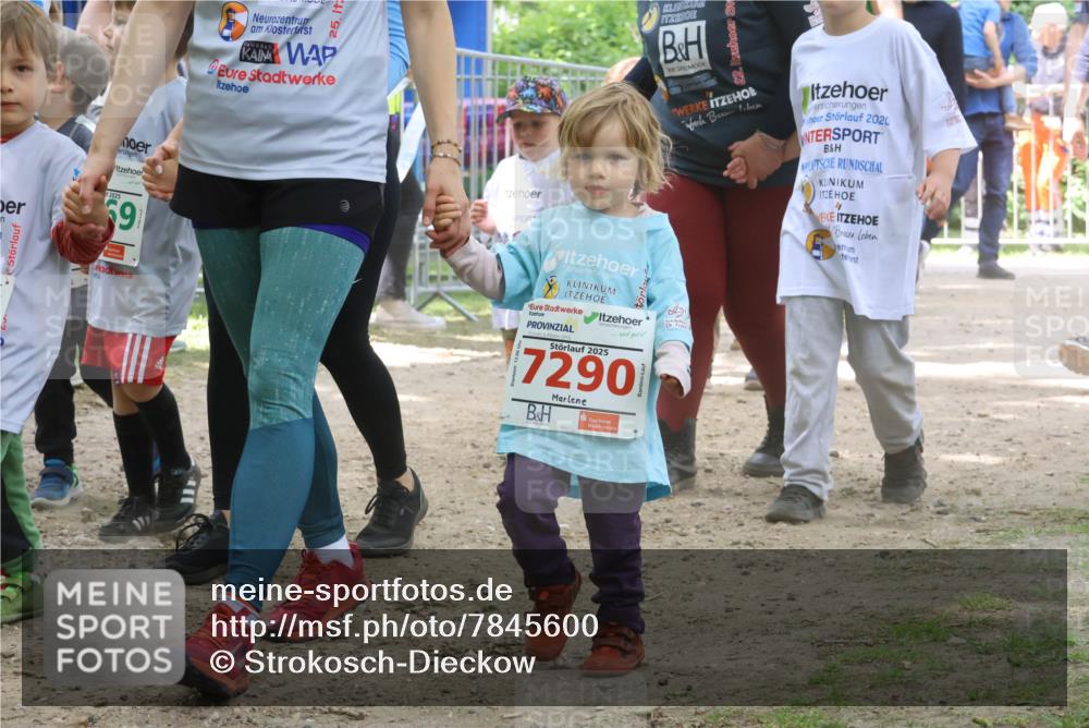 17.05.2025 - Störlauf Strokosch-Dieckow http://msf.ph/oto/7845600 17.05.2025 13:06:01 Laufen 2025, 69, 25, 2000, 2025, 7290, 2020, 4 meine-sportfotos.de