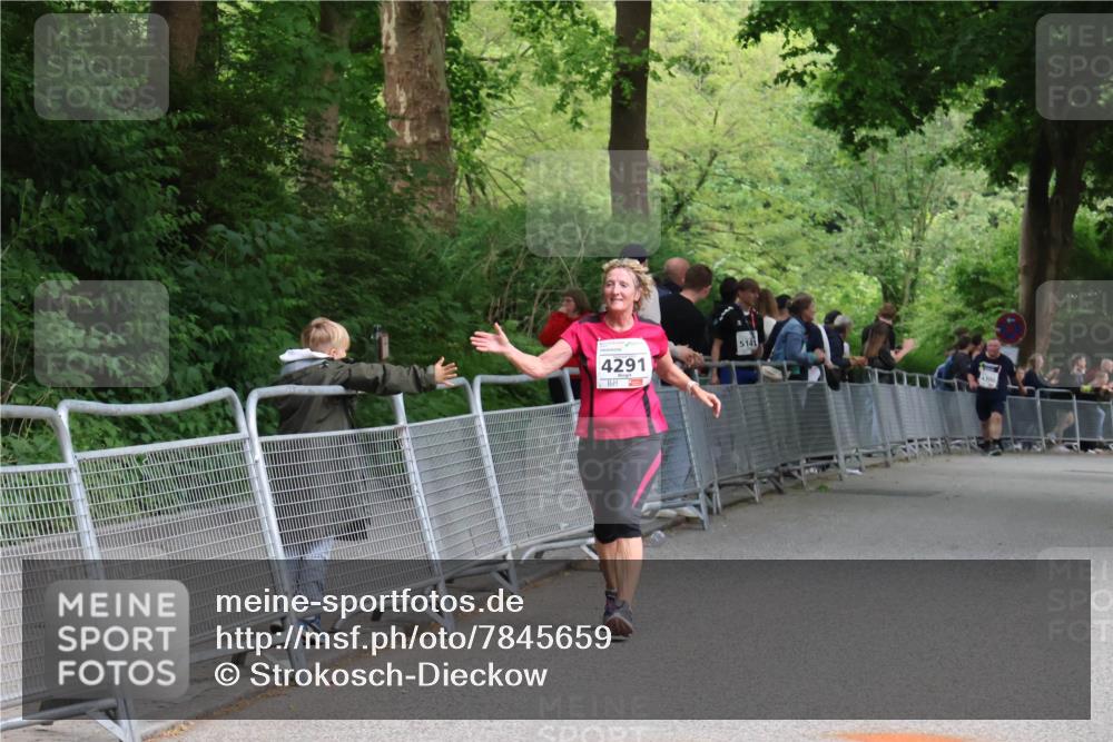 17.05.2025 - Störlauf Strokosch-Dieckow http://msf.ph/oto/7845659 17.05.2025 19:19:55 Ziel 4291, 5141, 4300 meine-sportfotos.de