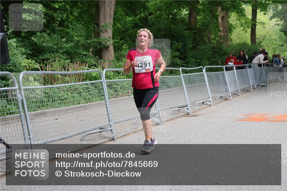17.05.2025 - Störlauf Strokosch-Dieckow http://msf.ph/oto/7845669 17.05.2025 19:20:00 Ziel 4291 meine-sportfotos.de
