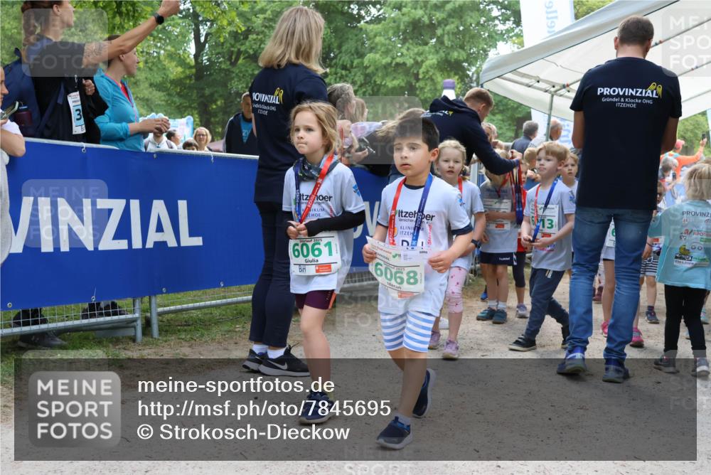 17.05.2025 - Störlauf Strokosch-Dieckow http://msf.ph/oto/7845695 17.05.2025 13:17:19 Laufen 3, 2025, 6061, 6068, 613 meine-sportfotos.de