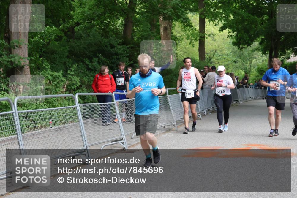 17.05.2025 - Störlauf Strokosch-Dieckow http://msf.ph/oto/7845696 17.05.2025 19:20:25 Ziel 5141, 5181, 5180 meine-sportfotos.de