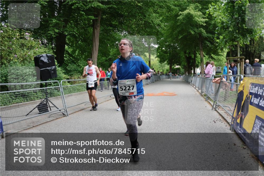 17.05.2025 - Störlauf Strokosch-Dieckow http://msf.ph/oto/7845715 17.05.2025 19:20:31 Ziel 5181, 5227 meine-sportfotos.de