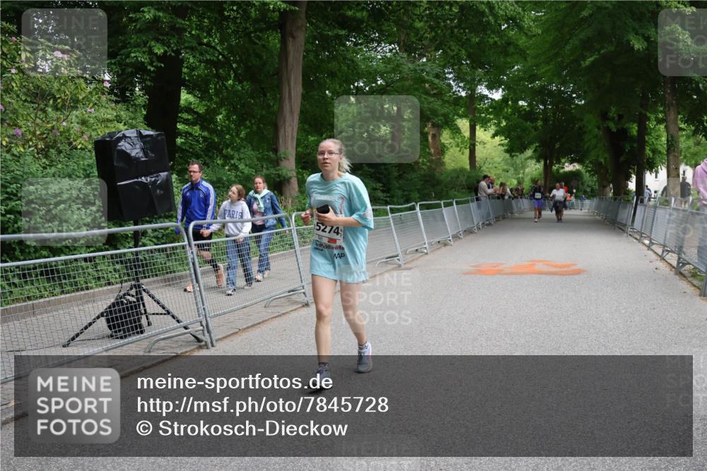 17.05.2025 - Störlauf Strokosch-Dieckow http://msf.ph/oto/7845728 17.05.2025 19:20:51 Ziel 5274 meine-sportfotos.de