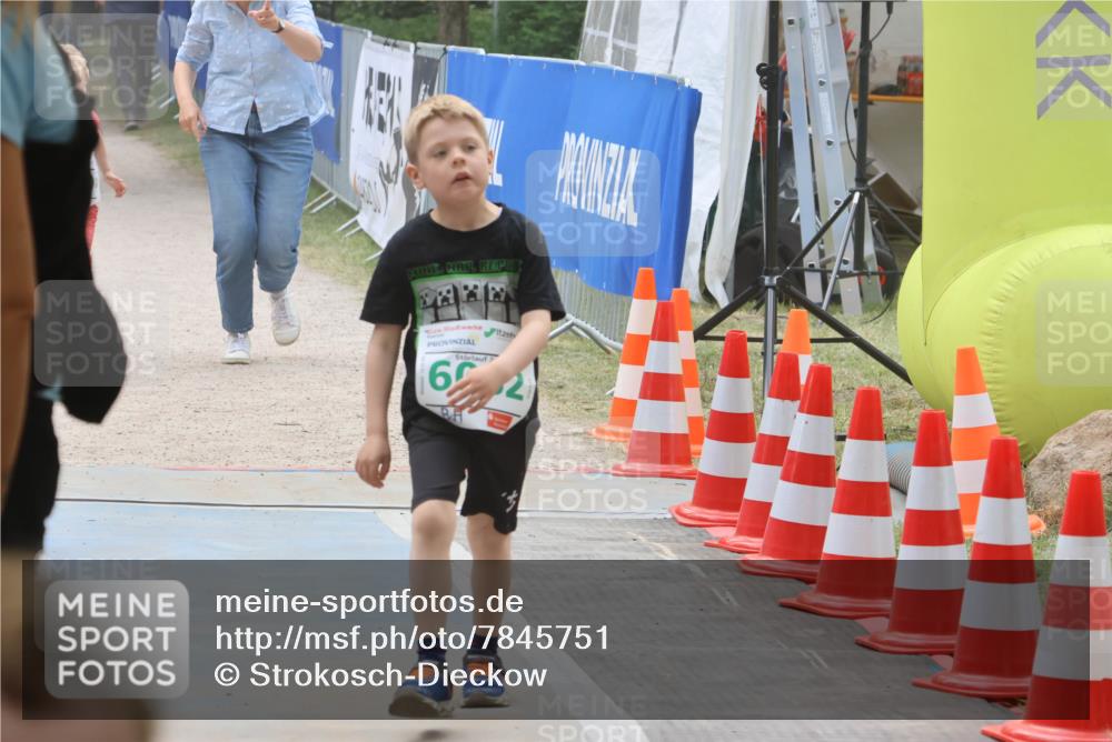 17.05.2025 - Störlauf Strokosch-Dieckow http://msf.ph/oto/7845751 17.05.2025 13:17:55 Laufen 6 meine-sportfotos.de