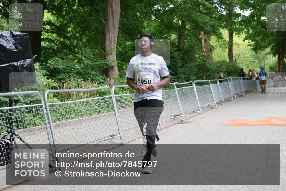 17.05.2025 - Störlauf Strokosch-Dieckow http://msf.ph/oto/7845797 17.05.2025 19:21:34 Ziel 5050 meine-sportfotos.de