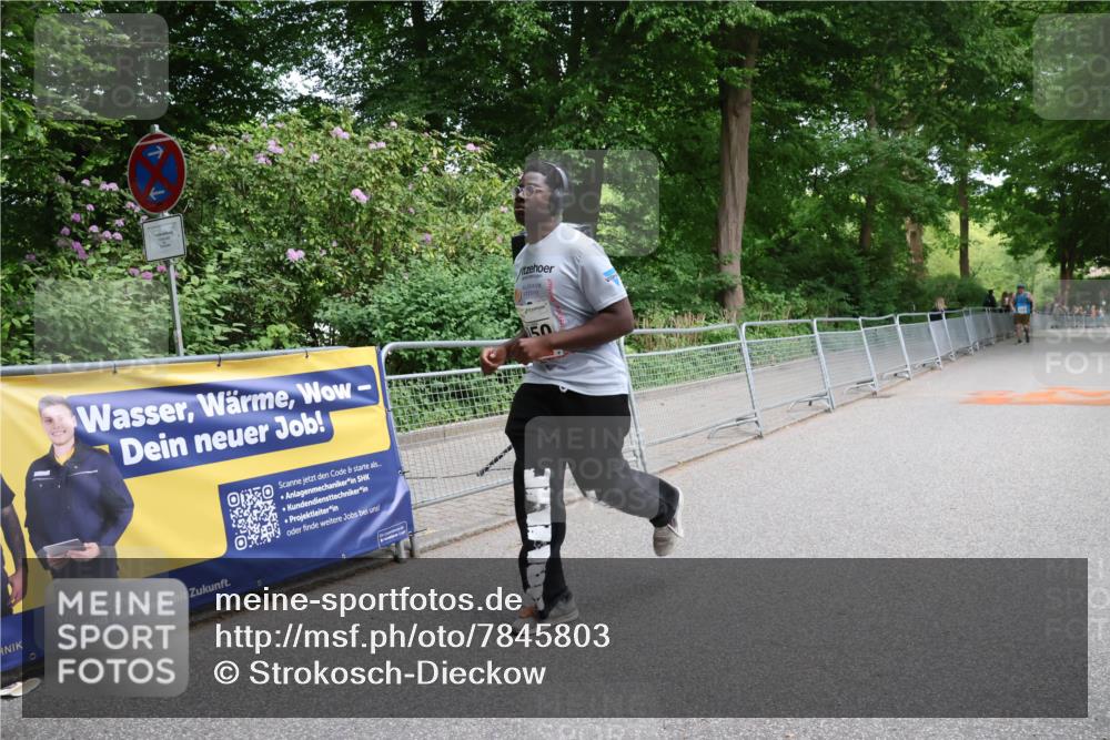 17.05.2025 - Störlauf Strokosch-Dieckow http://msf.ph/oto/7845803 17.05.2025 19:21:35 Ziel 0, 50 meine-sportfotos.de