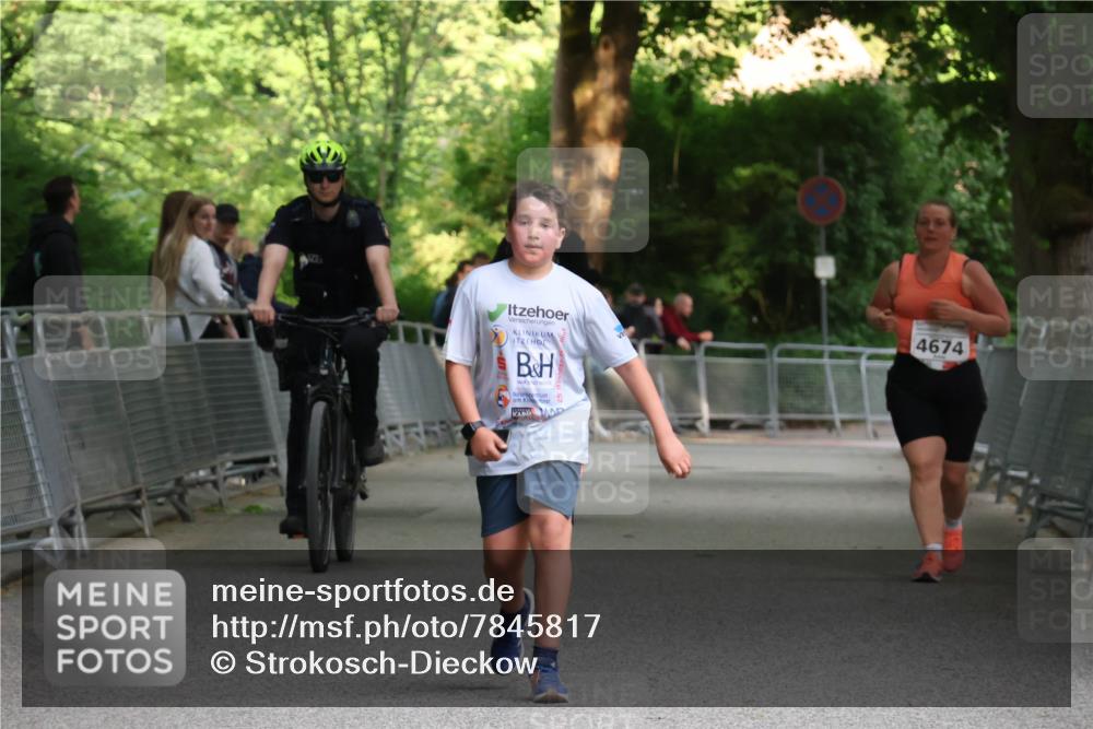 17.05.2025 - Störlauf Strokosch-Dieckow http://msf.ph/oto/7845817 17.05.2025 19:22:20 Ziel 4674 meine-sportfotos.de
