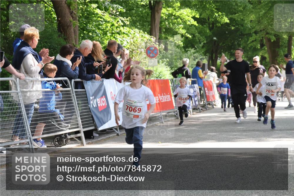 17.05.2025 - Störlauf Strokosch-Dieckow http://msf.ph/oto/7845872 17.05.2025 13:01:35 Ziel 7069, 7047, 7109, 70 meine-sportfotos.de
