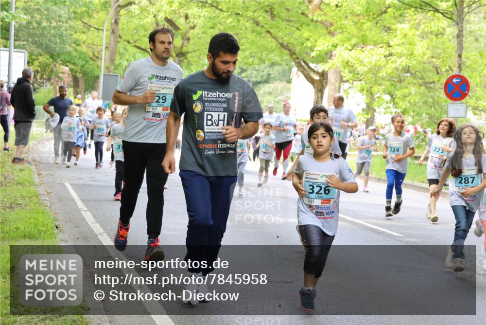 17.05.2025 - Störlauf Strokosch-Dieckow http://msf.ph/oto/7845958 17.05.2025 13:31:28 Laufen 154, 29, 10, 224, 326, 223, 287 meine-sportfotos.de