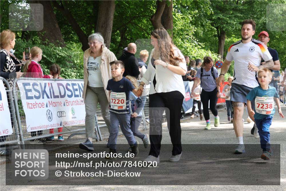 17.05.2025 - Störlauf Strokosch-Dieckow http://msf.ph/oto/7846020 17.05.2025 13:02:33 Ziel 0000, 7220, 1088, 7238 meine-sportfotos.de