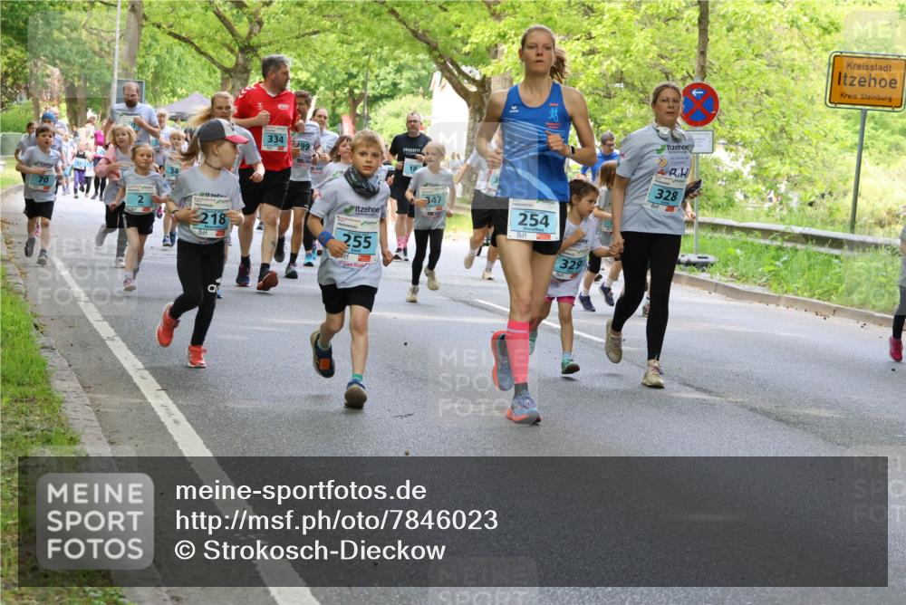 17.05.2025 - Störlauf Strokosch-Dieckow http://msf.ph/oto/7846023 17.05.2025 13:31:43 Laufen 334, 10, 218, 255, 347, 254, 329, 328 meine-sportfotos.de